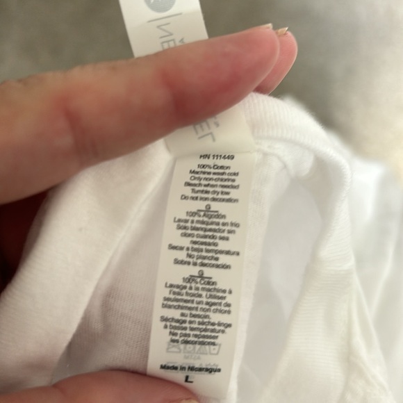 Hae Hawaii (local Hawaiian brand) Maui T-shirt; Large - Picture 4 of 6